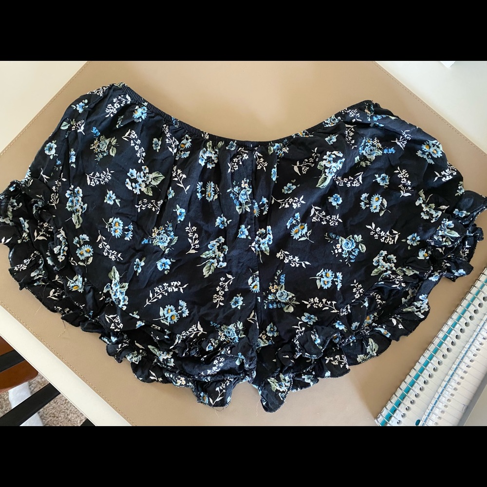 Brandy Melville Blue Floral Vodi Shorts